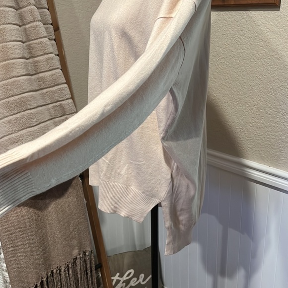 Final touch Sweater - Picture 6 of 6